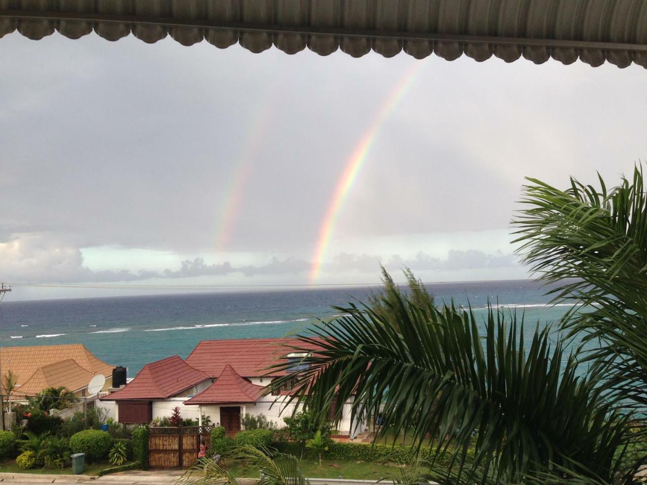 Goldenview Guesthouse Ocho Rios Exterior foto